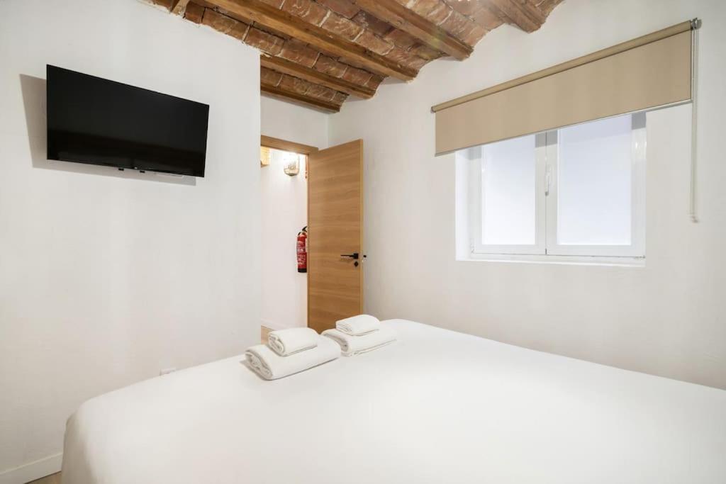 Flat In Lavapies At Street Level S23c Appartement